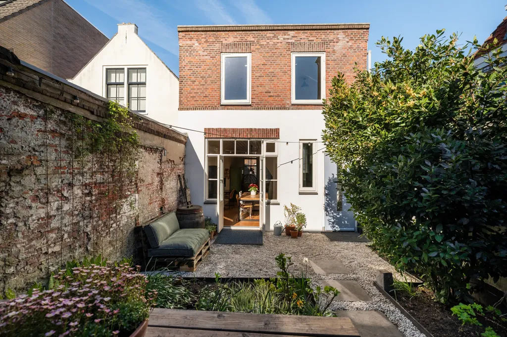 Garden - 4-room house in Leiden
