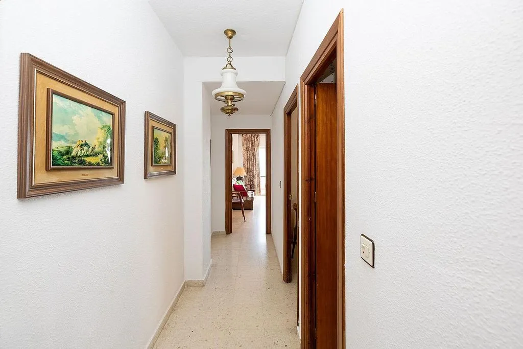 hallway_entrance