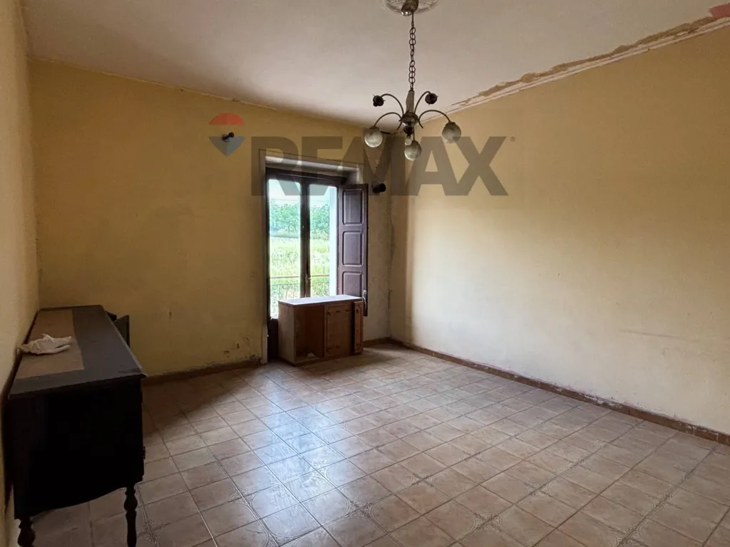 Söögituba - Semi-detached House with Garden in Mirabella Eclano