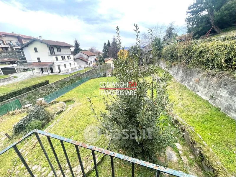 Giardino - Independent House for Renovation in Ghiffa
