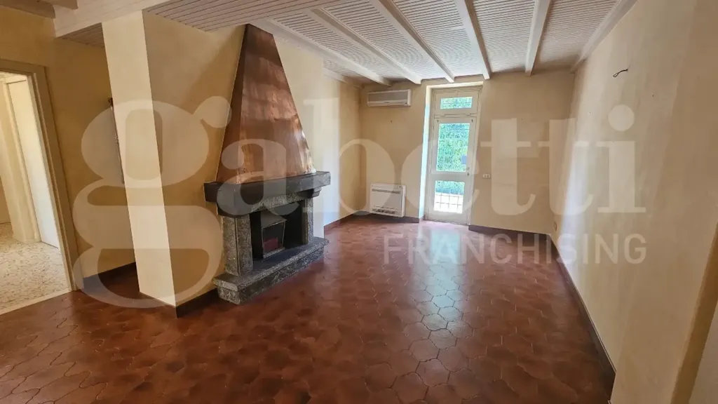 Séjour - Classical Villa with Garden in Brescia