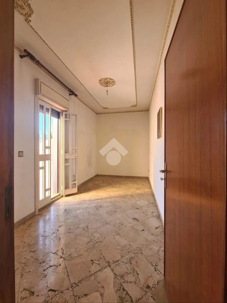 Esik - Spacious Flat with Terraces in Palermo Centre