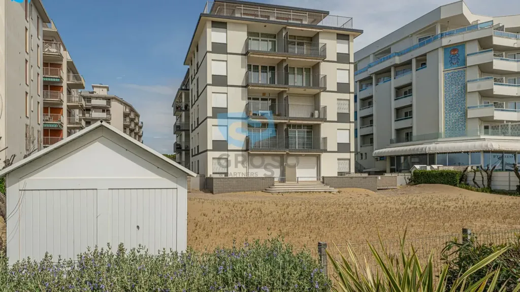 Extérieur - Seafront Apartment with Private Beach in Jesolo