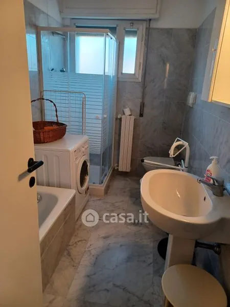 Vannitoad - Rear-Adjoining Villa with Garden in Ameglia