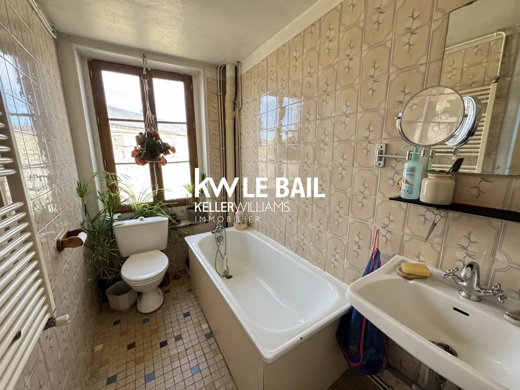 Vannitoad - Stone Town House with Garden in Sagy