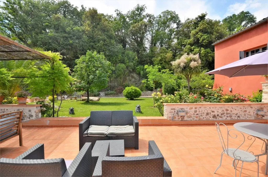 Terrass - Two Villas with Pool near Biot