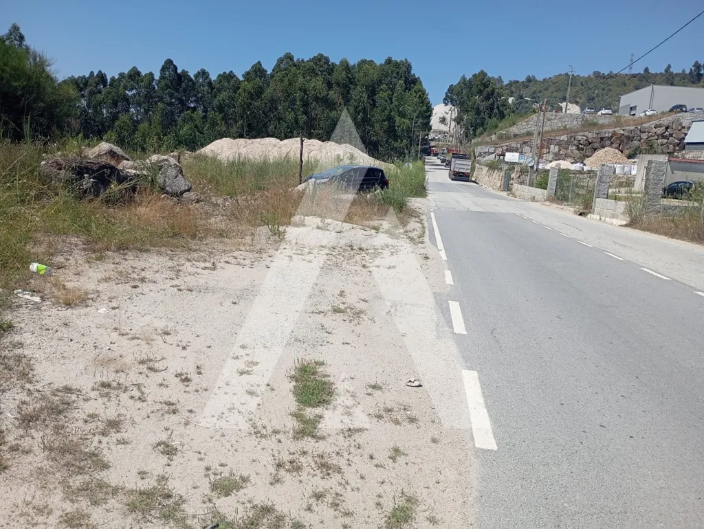 Extérieur - Industrial Land in Penafiel