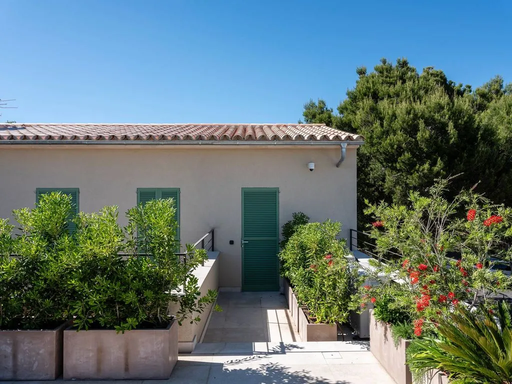 Aed - Spanish-Mediterranean Villa with Pool in Establiments