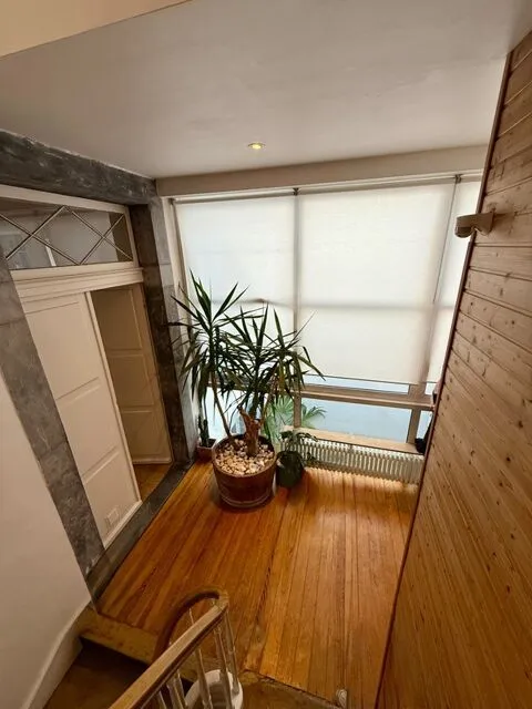 Pièces - Loft de 8 Pièces avec Terrasse en Centre-Ville