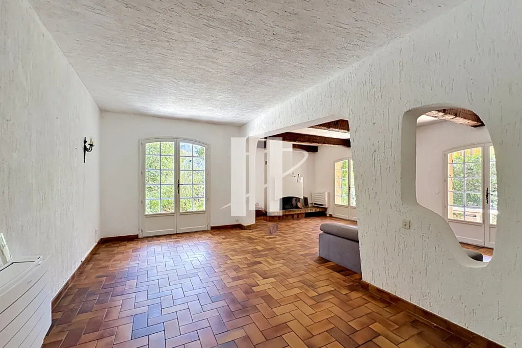 Séjour - Maison de Luxe avec Jardin au Calme à Saint-Raphaël