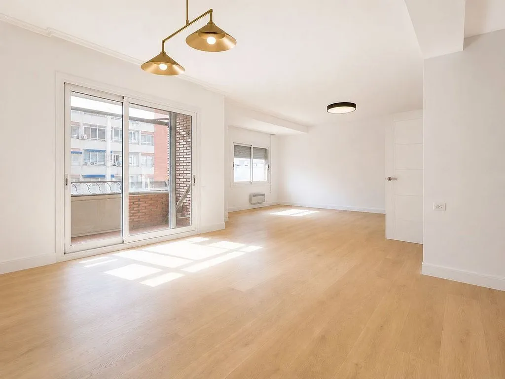 Séjour - Apartment with Balcony in Mestalla, Valencia
