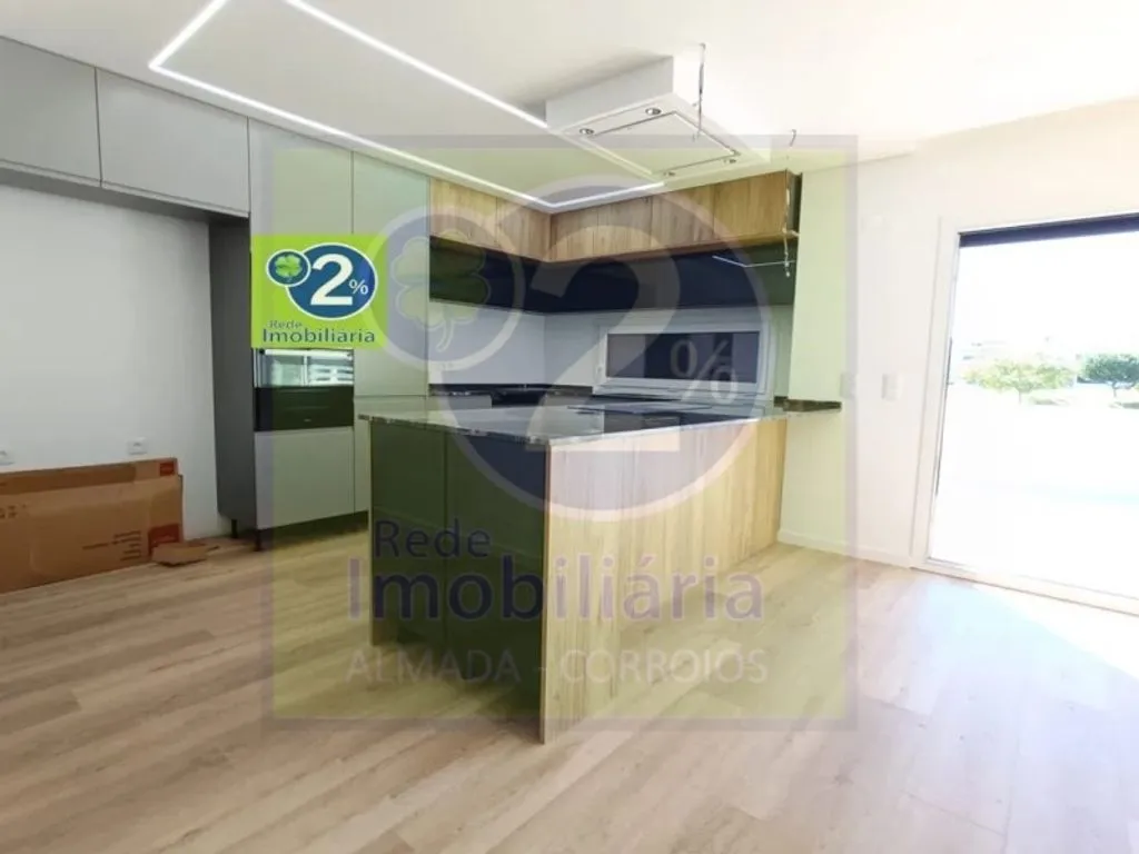 Köök - Luxury House with Pool in Charneca de Caparica