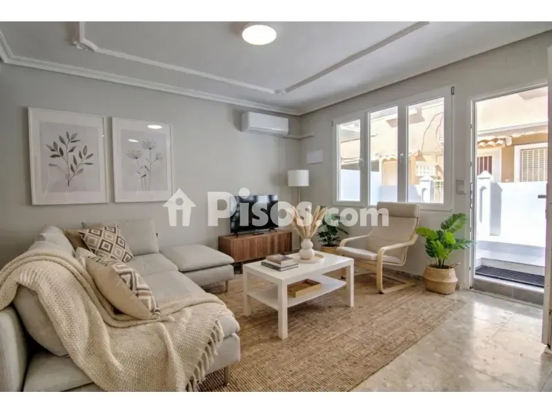 Soggiorno - Modernised Bungalow with Sea View in La Mata