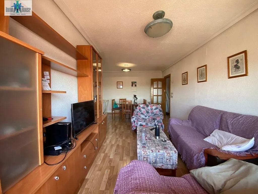 Elutuba - Apartment with Balcony Views in Centro-Carretas
