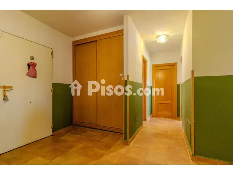 Esik - Chalet with Golf View in Cabanillas del Campo