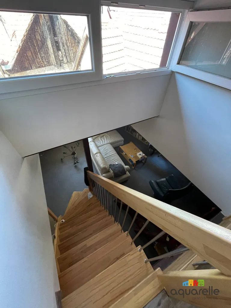 Pièces - Duplex de 4 Pièces avec Mezzanine à Barr