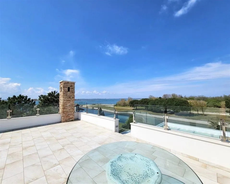 Terrasse - Luxury Villa with Fiord View in Rosolina