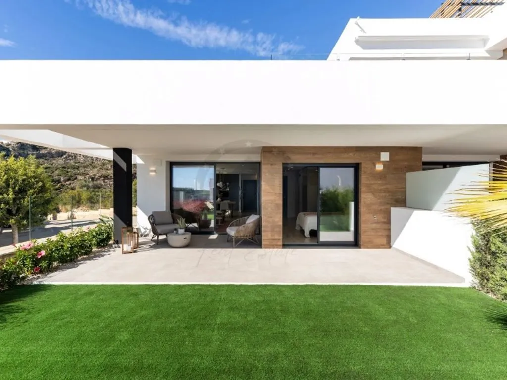 Terrass - Contemporary Apartment with Private Garden in Benitachell
