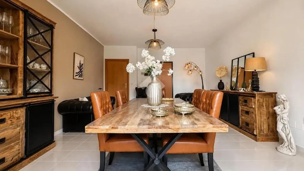 Sala da pranzo - 4-Bedroom Apartment with Balcony in San Severo