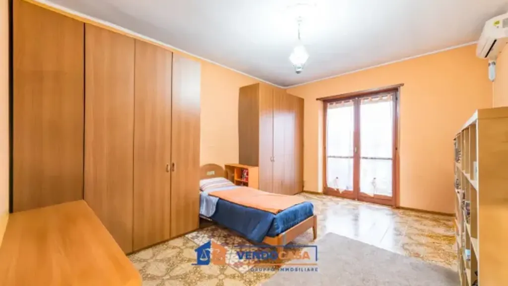 Chambres - Quadruplex Apartment with Balcony in Carmagnola
