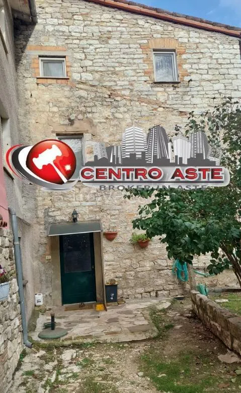 Exterior - Rustic Semi-Detached Villa with Garden in Cantiano