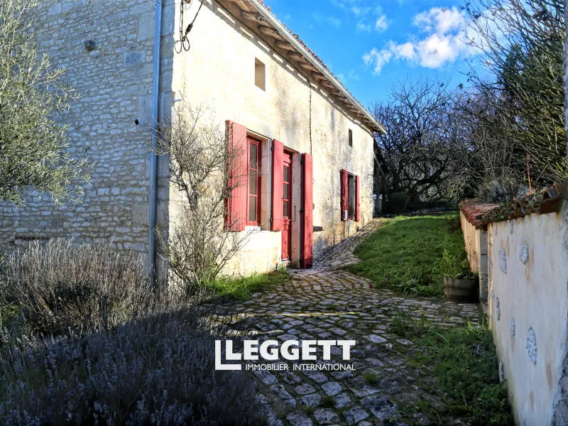 Välivaade - Charming Property with Pool between Civray and Ruffec
