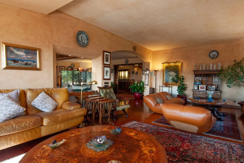 Living Room - Mediterranean House with Sea Views in Begur