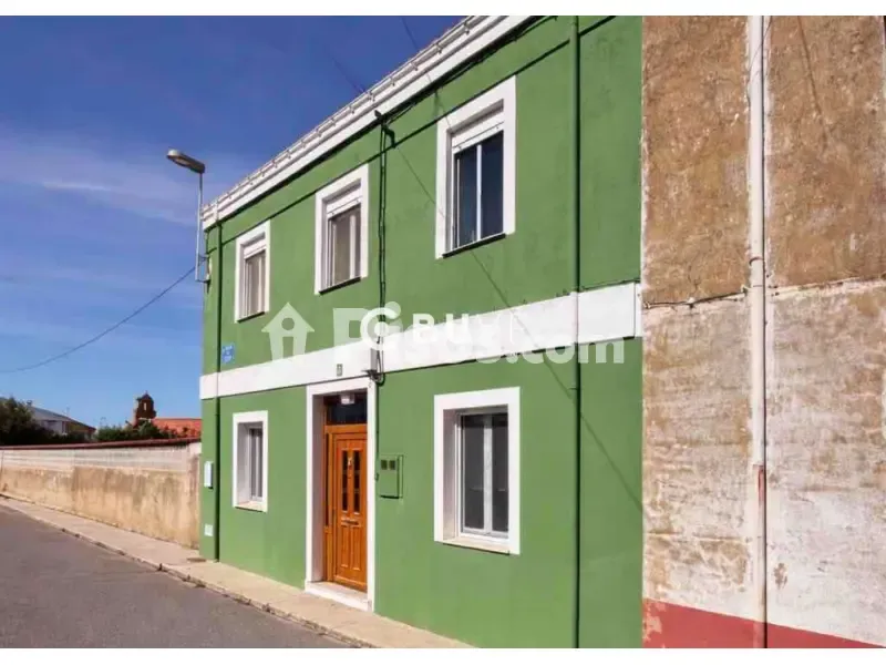 Välivaade - Rustic Farmhouse with Cultivation Land in Bustillo del Páramo