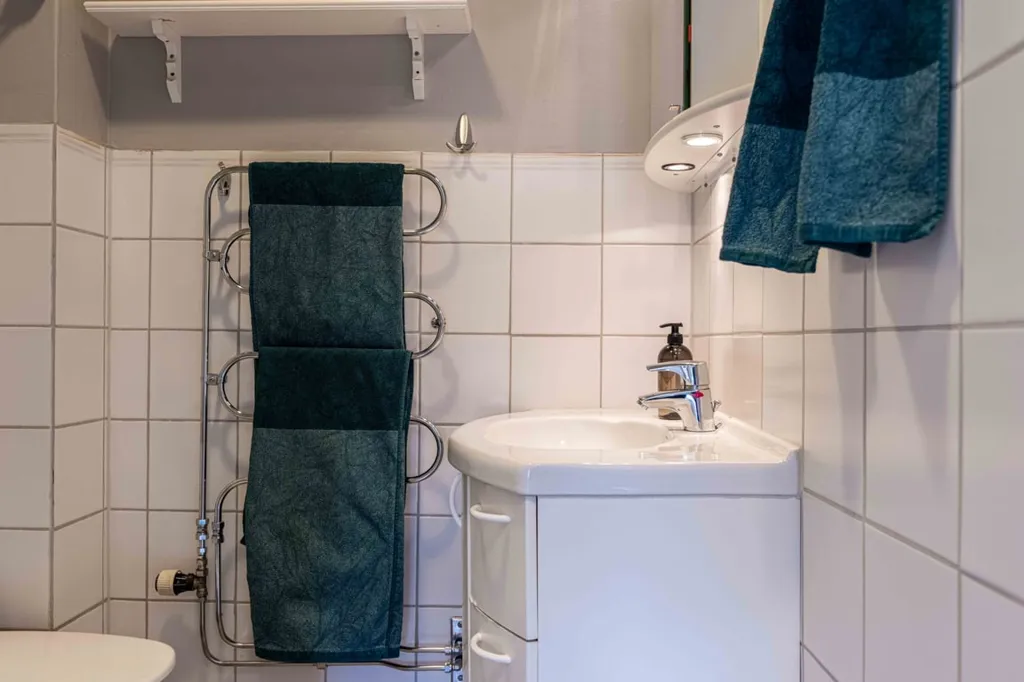 Bagni - Charming Farmhouse with Workshop in Nyhem