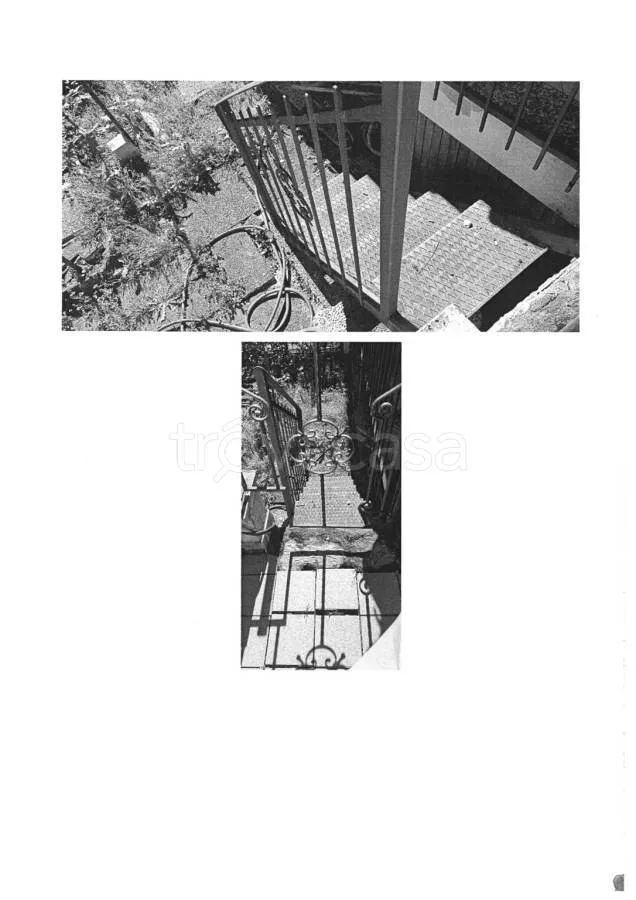 Pièces - Bifamiliar Villa with Balcony in Volvera