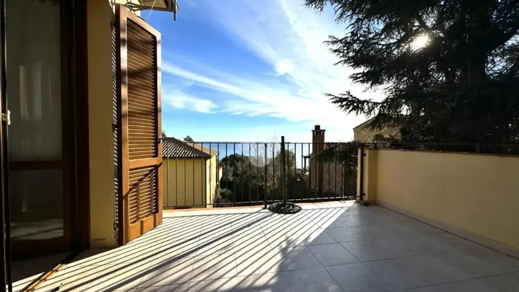 Balcone - Seafront Bilocale with Terrace in Baunei