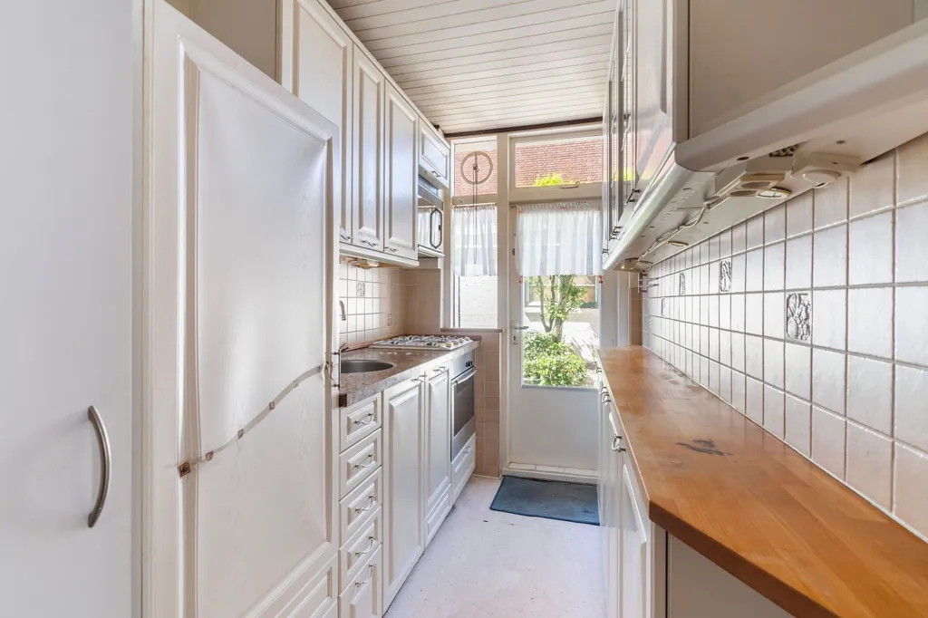 Cucina - Galerijflat with Garden in Leyenburg