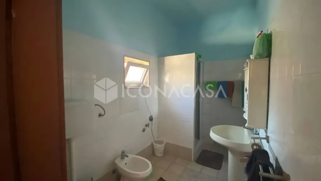 Salles de bain - Triplex with Double Aspect in Barletta