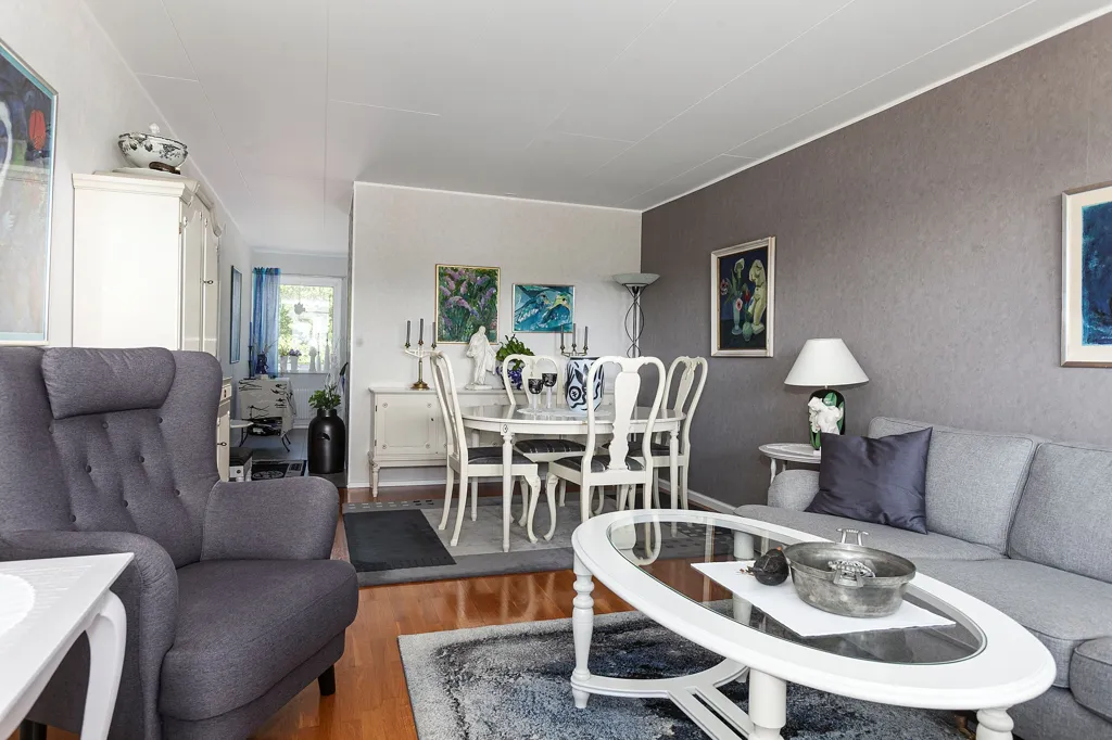 Soggiorno - Renovated Flat with South-Facing Balcony in Klippan