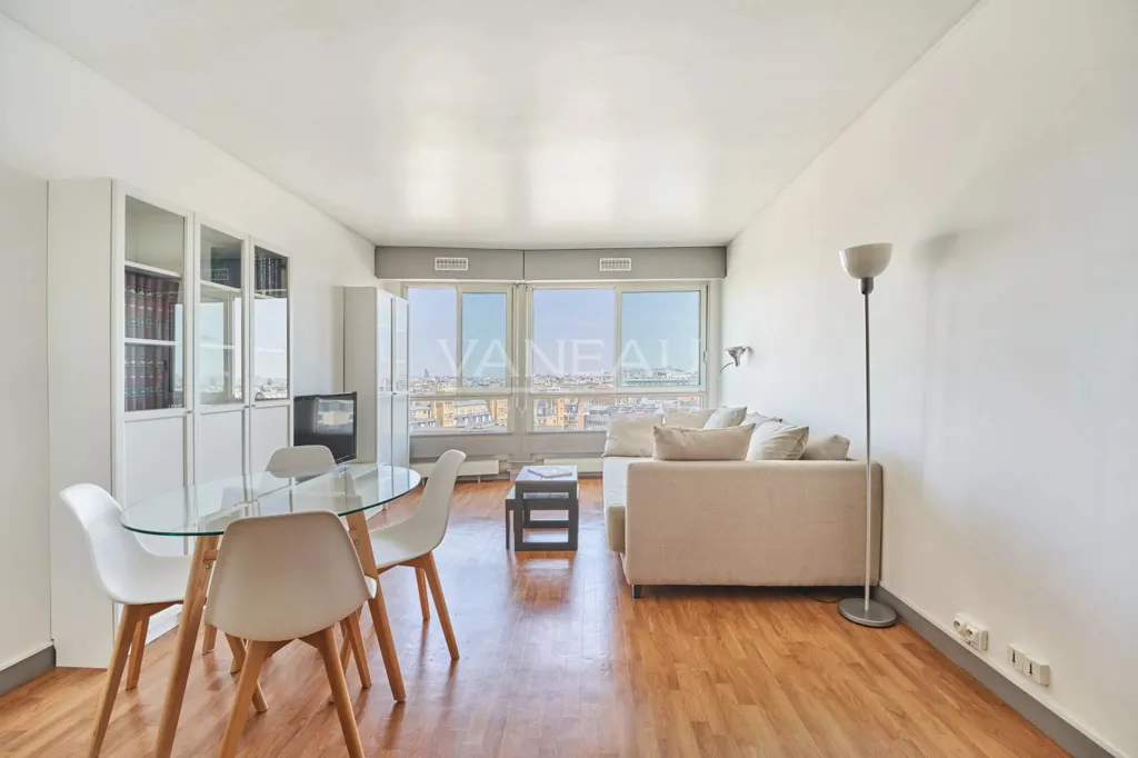 Elutuba - 2-Bedroom Parisian Flat with Panoramic View