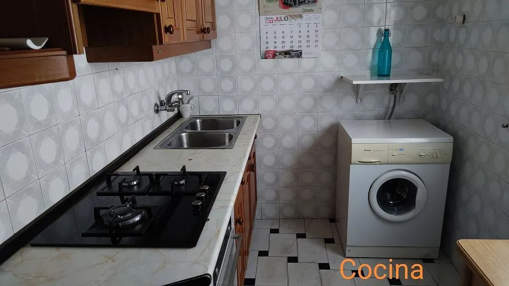 Cuisine - Student Flat with Balcony in Delicias