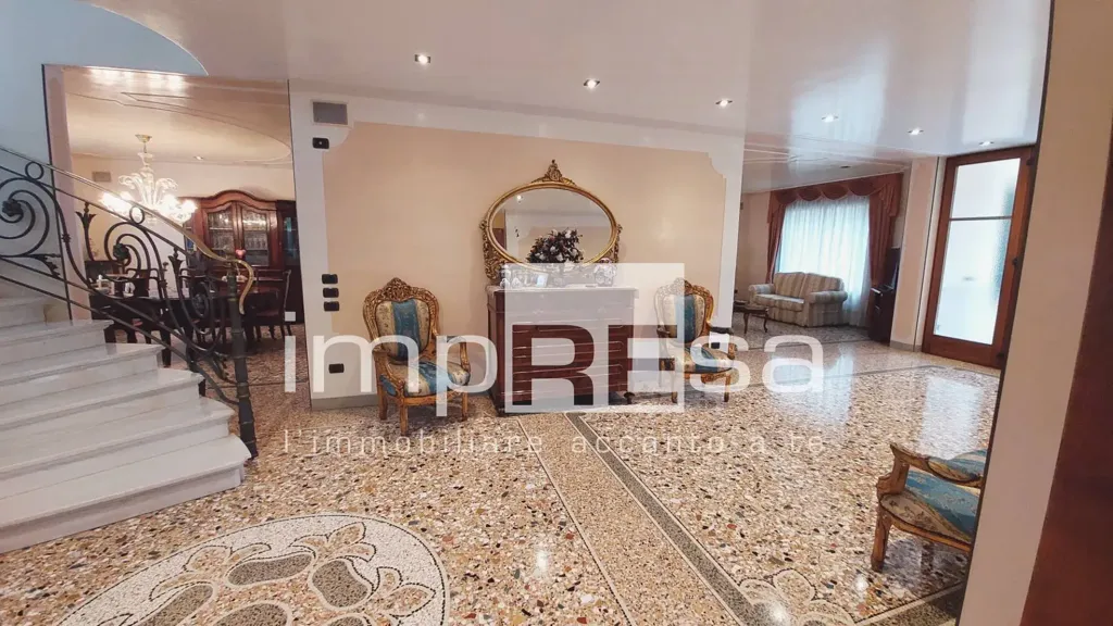 Entrée - Architectural Villa with Garden in Treviso