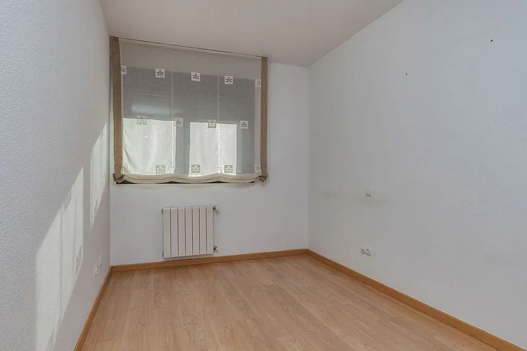 Toad - Apartment with Pool in Pinto, Madrid