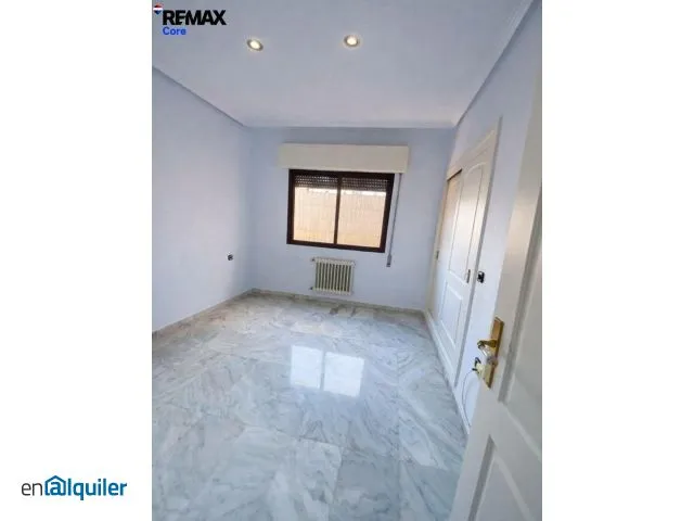Toad - Spacious Flat with Balcony in Cáceres Old Town