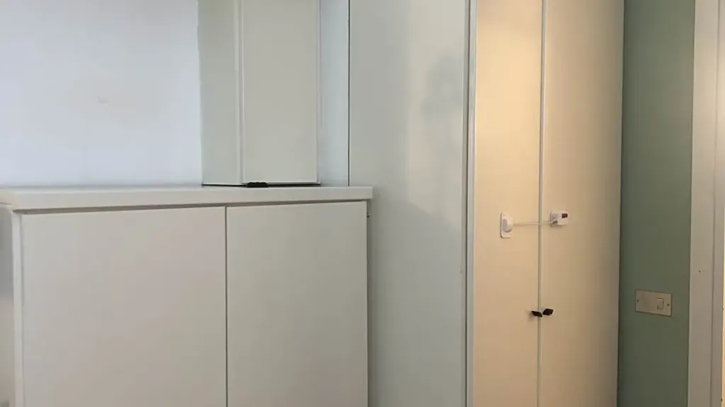 Toad - Two-Bedroom Flat in Gambara, Milan