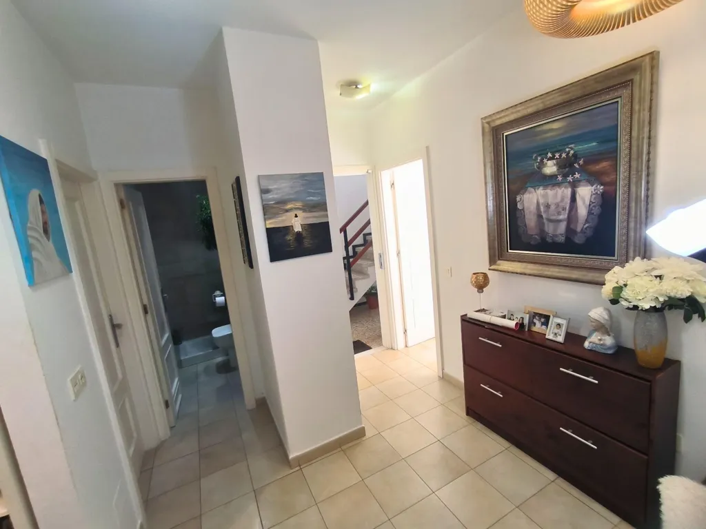 hallway_entrance