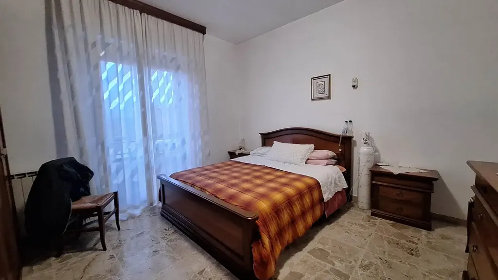 Magamistoad - Bright 1-Bedroom Apartment with Balcony in San Severino Marche