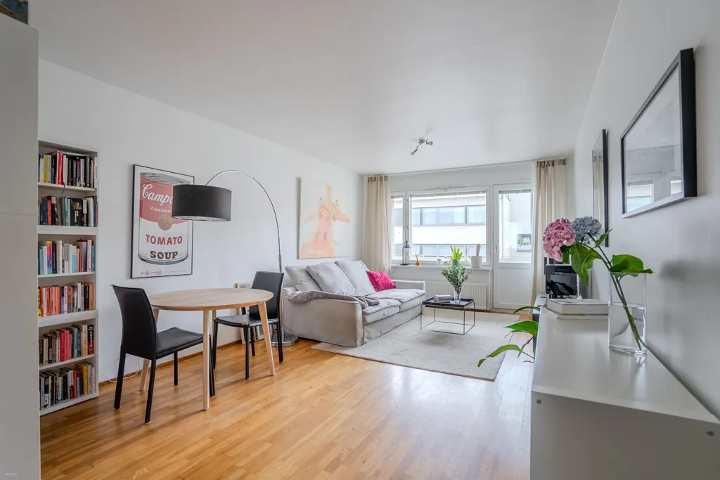 Soggiorno - Apartment with Balcony in Helsinki's Punavuori