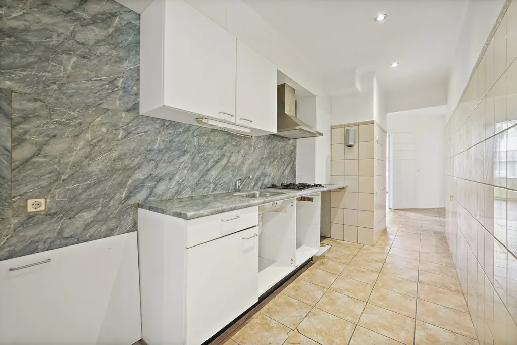 Köök - Spacious Ground Floor Flat near Rijswijk