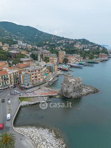 Seafront Apartment with Terrace in Rapallo