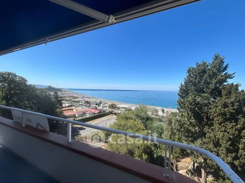 Rõdu - Apartment with Sea View in Scalea