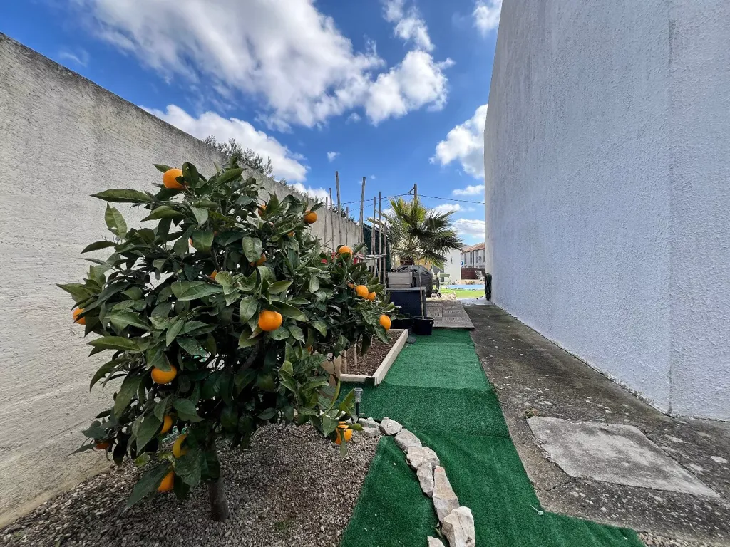 Aed - Character Villa with Pool in Central District