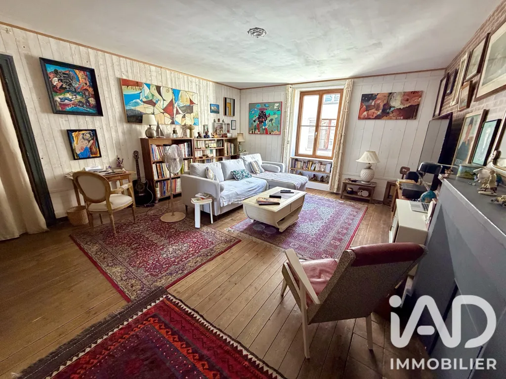 Soggiorno - Artistic Townhouse with Courtyard in Saint-Savin