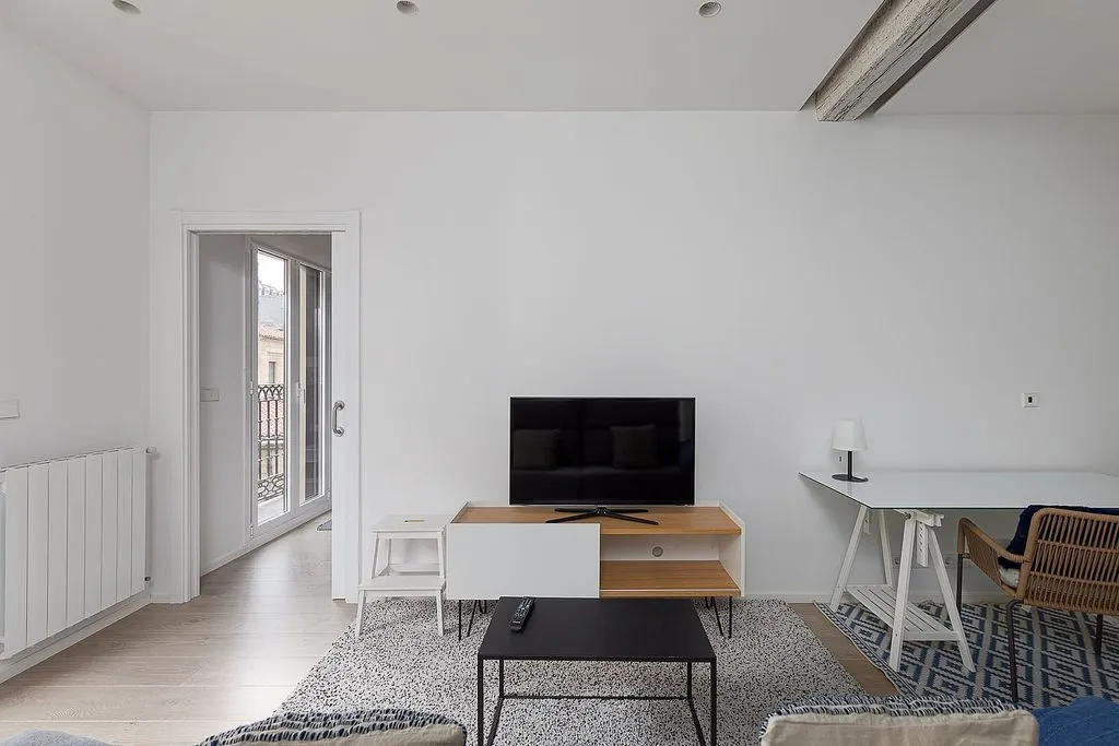 Séjour - 1-Bedroom Apartment with Elevator in Old Town