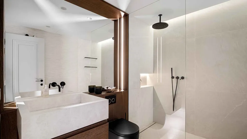 Bathrooms - Duplex Penthouse with Sea View in Marbella